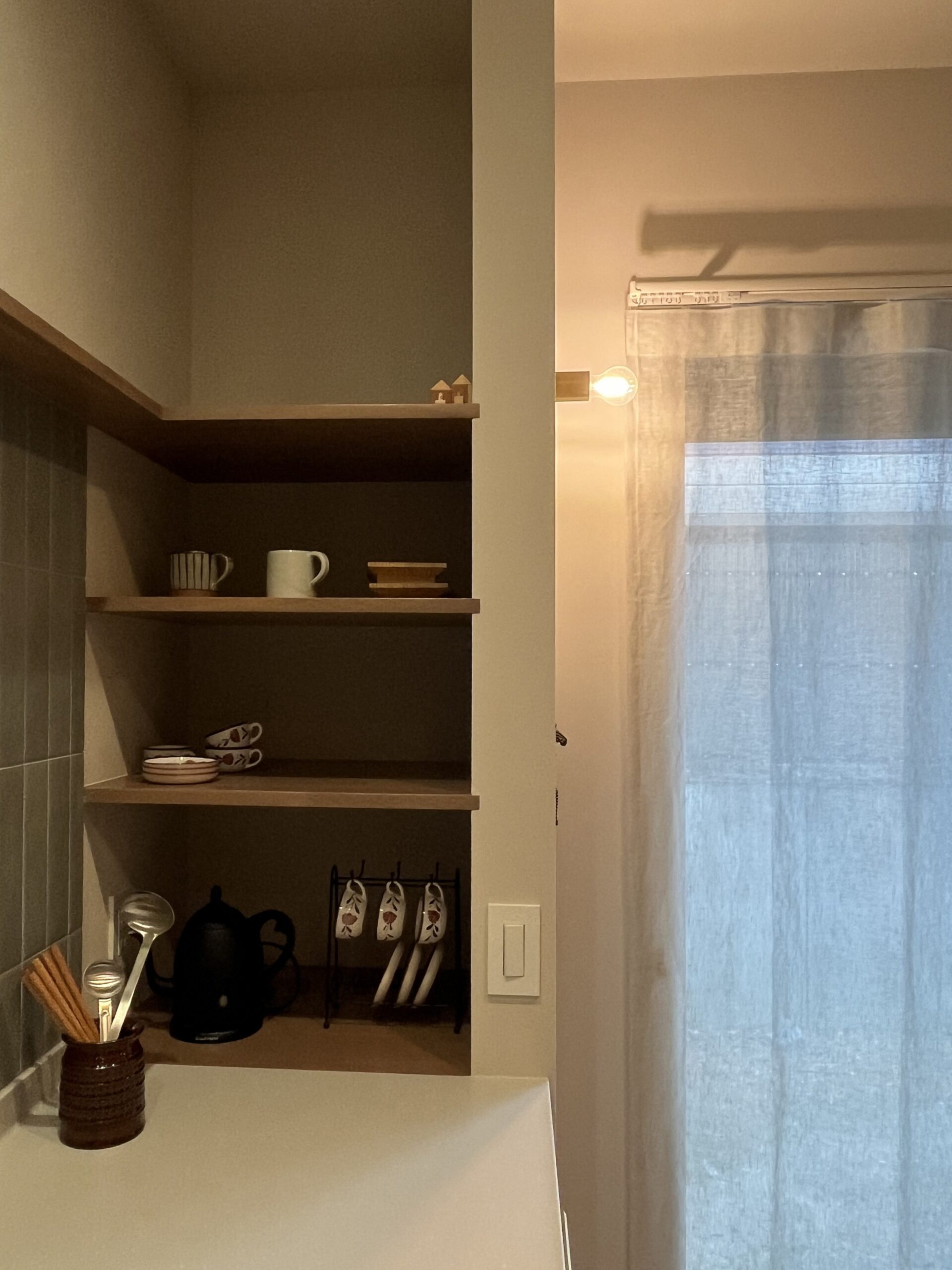 暮らしに馴染む造作収納の魅力